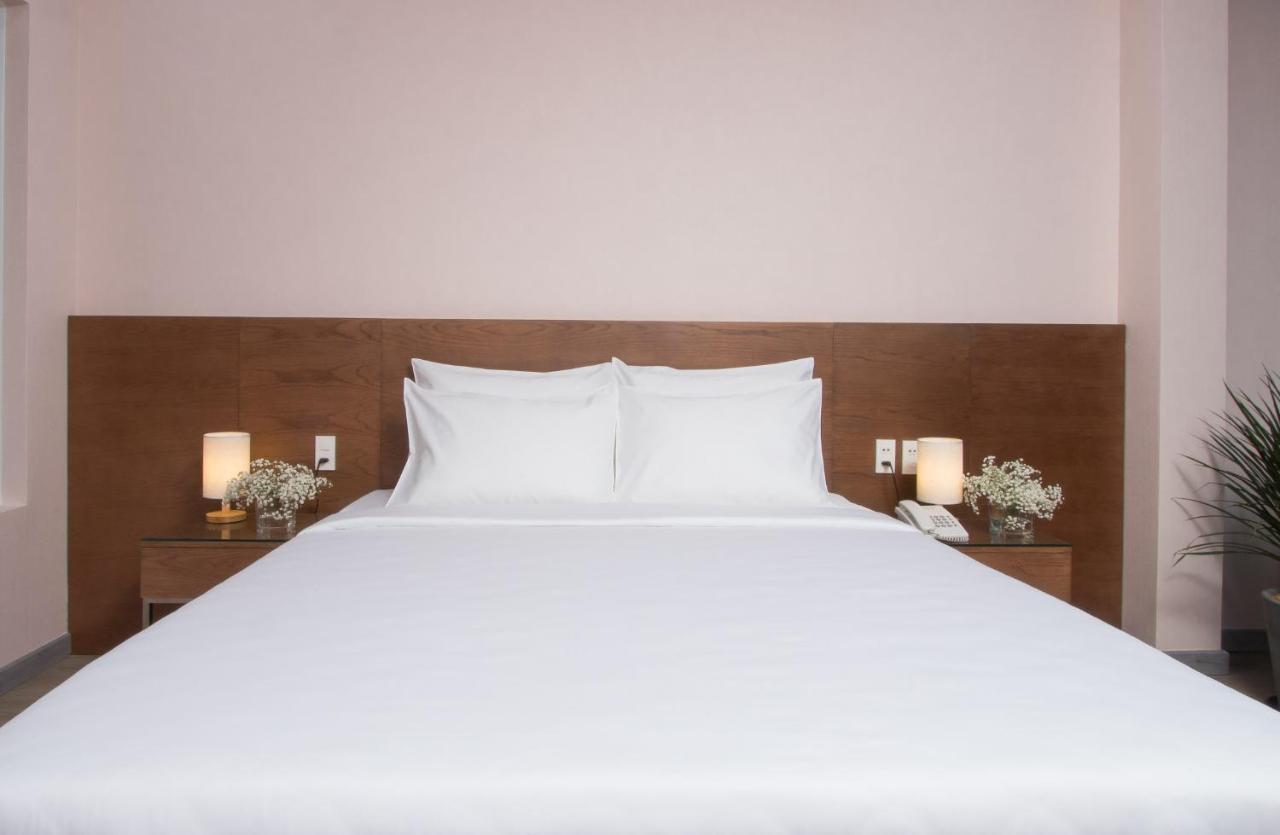 Piano Hotel 胡志明市 外观 照片
